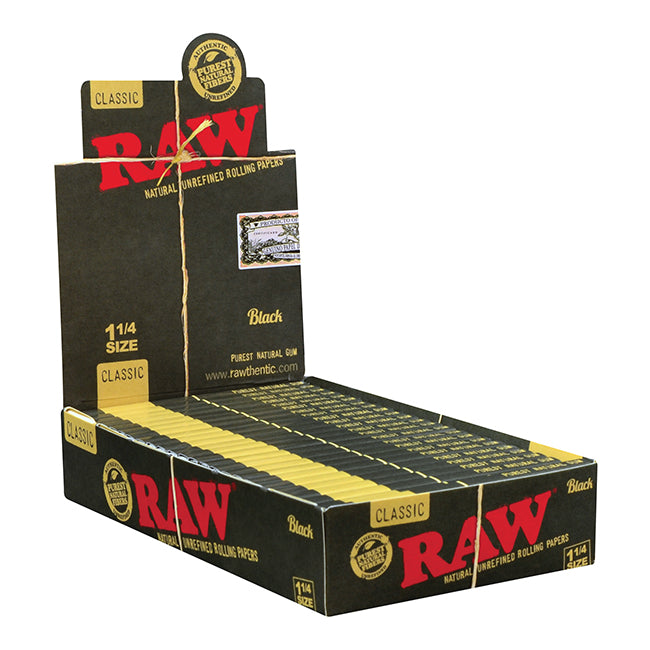 RAW BLACK Natural Unrefined Rolling Papers