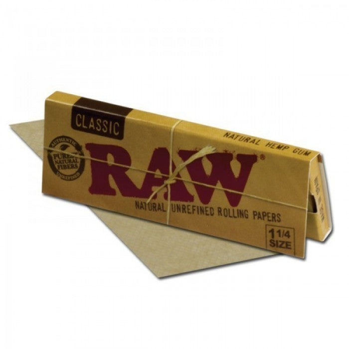 Raw Classic (1 1/4 size) Natural Rolling Papers